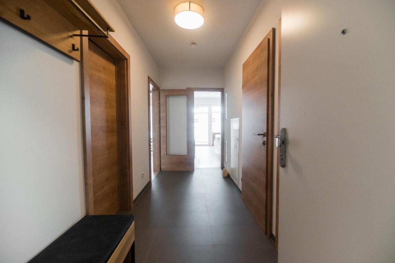 Ferienwohnung Bergsonne Mit Sonnenbalkon Und Tiefgaragen Parkplatz Bad Ischl Bagian luar foto